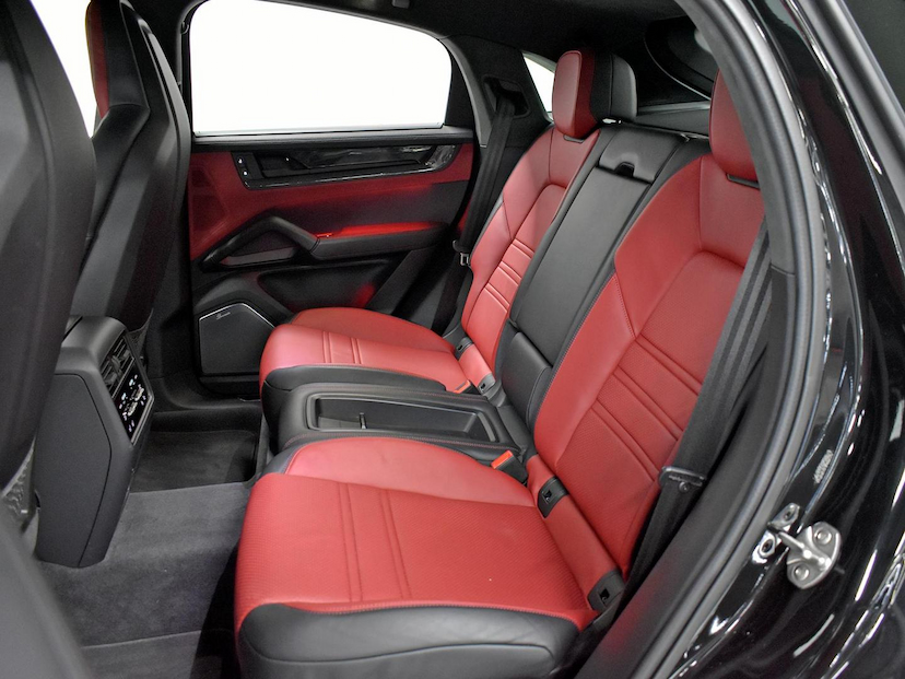 Foto do veículo PORSCHE CAYENNE  TURBO GT 4.0 V8 2024 5.130 KM 1.350.000,00