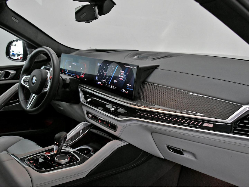 Foto do veículo BMW X6  M COMPETITION 2025 2.915 KM 1.190.000,00