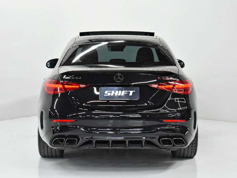 Foto do veículo MERCEDES-BENZ C 63 AMG C-63 AMG S E PERFORMANCE (HÍBRIDO) 2024 2.580 KM 750.000,00