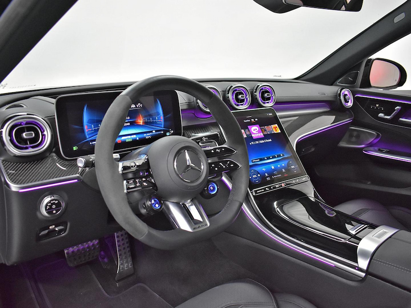 Foto do veículo MERCEDES-BENZ C 63 AMG C-63 AMG S E PERFORMANCE (HÍBRIDO) 2024 2.580 KM 750.000,00