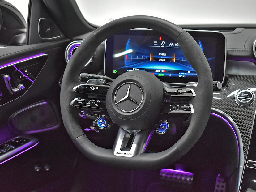 Foto do veículo MERCEDES-BENZ C 63 AMG C-63 AMG S E PERFORMANCE (HÍBRIDO) 2024 2.580 KM 750.000,00