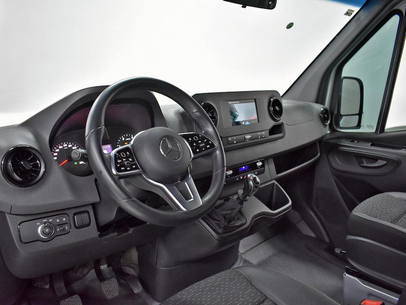 Foto do veículo MERCEDES-BENZ SPRINTER  416 VAN L. T.B. 10L 2.2 DIESEL 2020 41.125 KM 275.000,00
