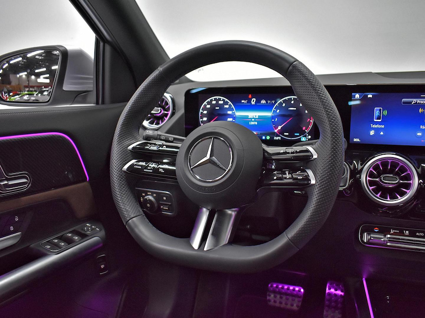 Foto do veículo MERCEDES-BENZ GLA 200  LINE 1.3 16V TB AUT. 2025 12.080 KM 325.000,00