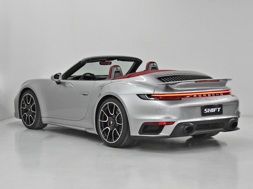 Foto do veículo PORSCHE 911  TURBO S CABRIOLET 3.6/3.8(991/992) 2023 1.800 KM 1.690.000,00