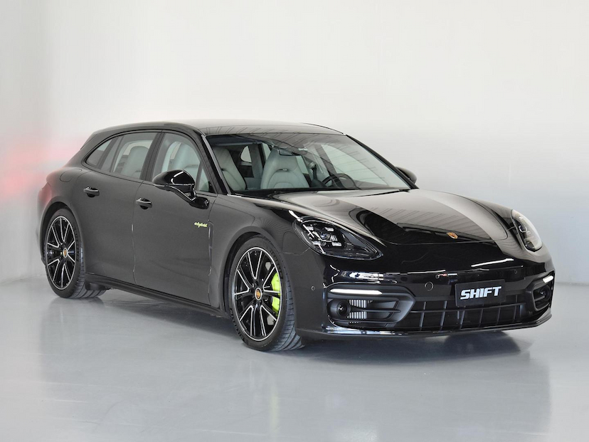 Foto do veículo PORSCHE PANAMERA  4 E-HYBRID SPORT TURISMO 2023 10.630 KM 695.000,00