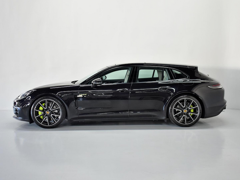 Foto do veículo PORSCHE PANAMERA  4 E-HYBRID SPORT TURISMO 2023 10.630 KM 695.000,00