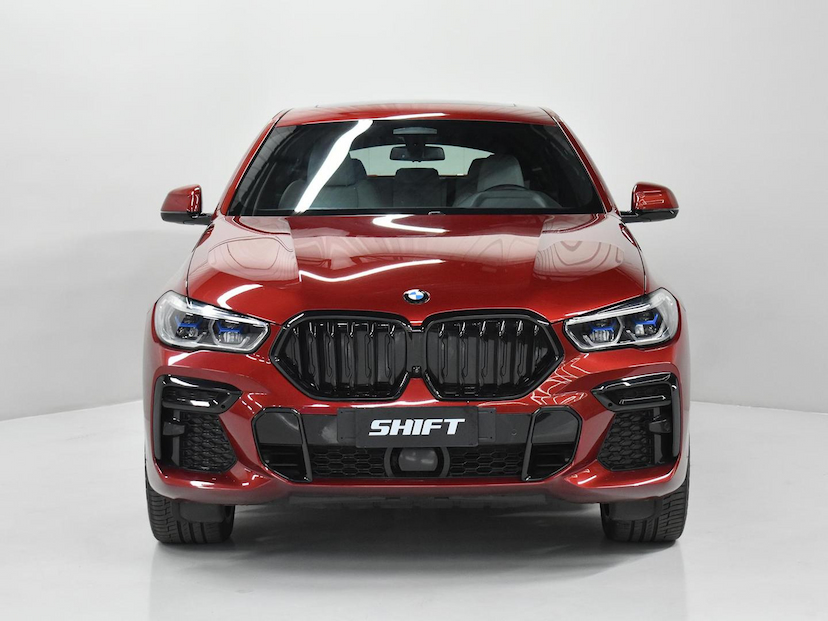 Foto do veículo BMW X6  XDRIVE 40I M SPORT 3.0 BI-TURBO 2023 21.105 KM 595.000,00