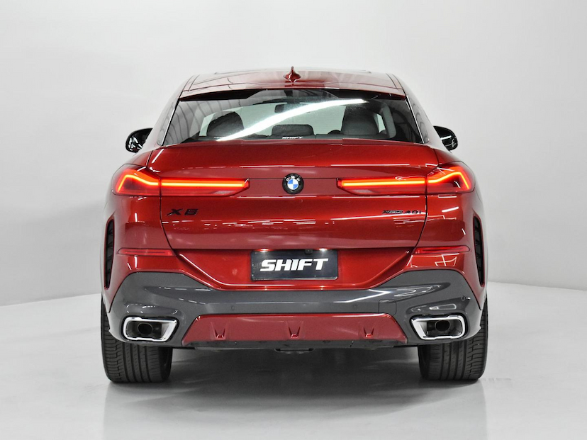 Foto do veículo BMW X6  XDRIVE 40I M SPORT 3.0 BI-TURBO 2023 21.105 KM 595.000,00