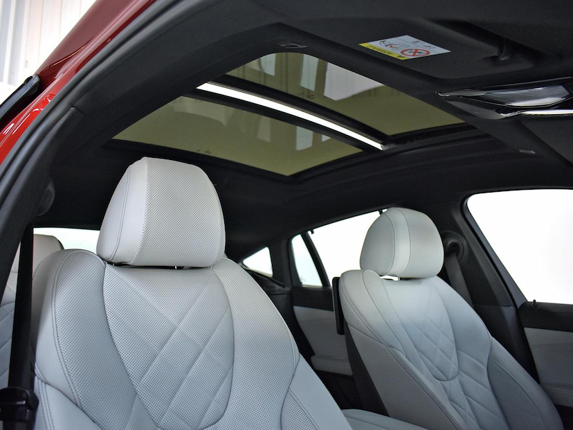 Foto do veículo BMW X6  XDRIVE 40I M SPORT 3.0 BI-TURBO 2023 21.105 KM 595.000,00