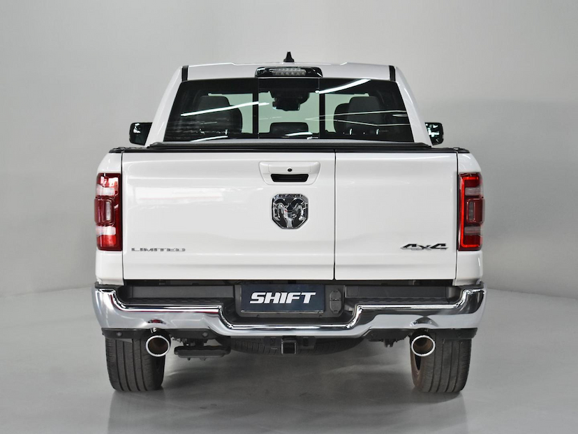 Foto do veículo RAM 1500  LIMITED 5.7 CD 4X4 AUT. 2024 19.150 KM 470.000,00