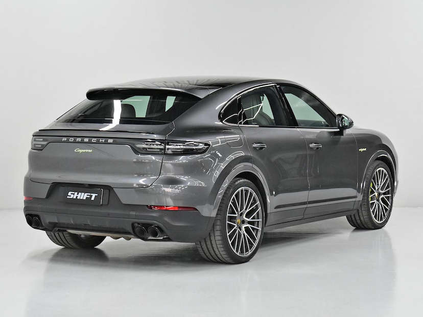 Foto do veículo PORSCHE CAYENNE  COUPE E-HYBRID 3.0 V6 462CV 2021 39.625 KM 550.000,00