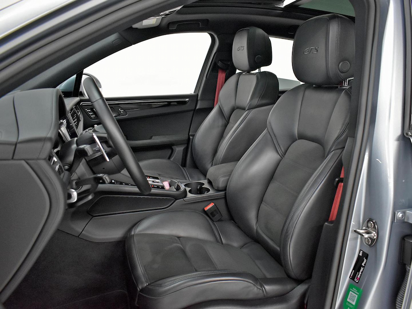 Foto do veículo PORSCHE MACAN MACAN GTS 2.9 BI-TURBO 2022 13.670 KM 585.000,00
