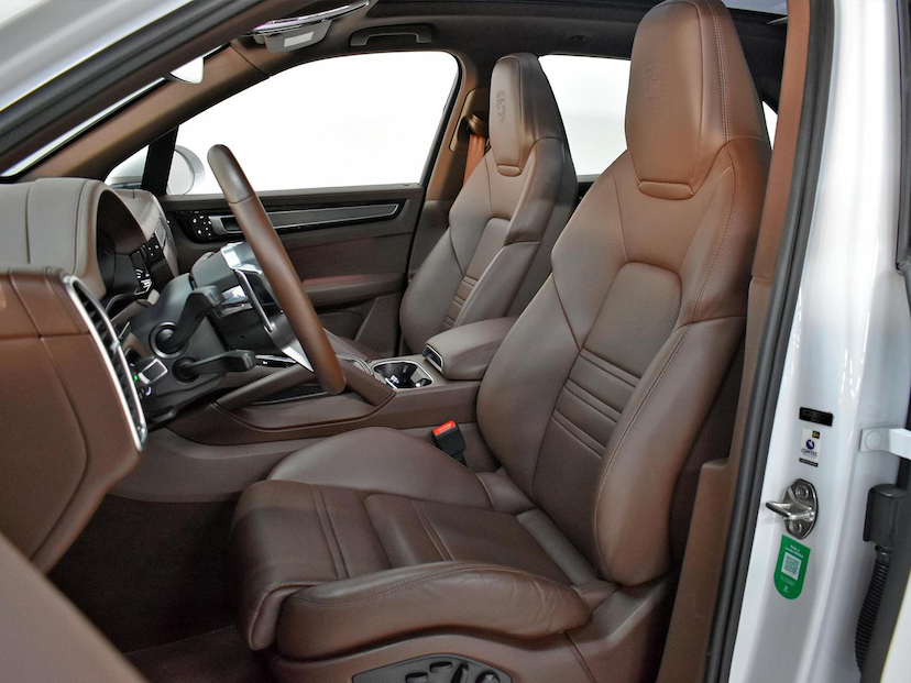 Foto do veículo PORSCHE CAYENNE  PLATINUM ED. 3.0 V6 2023 19.125 KM 720.000,00