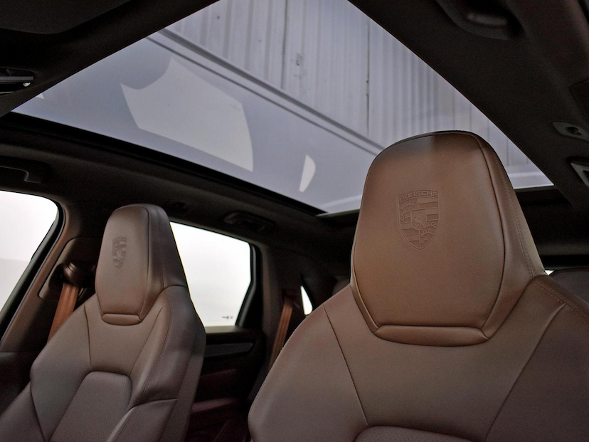 Foto do veículo PORSCHE CAYENNE  PLATINUM ED. 3.0 V6 2023 19.125 KM 720.000,00