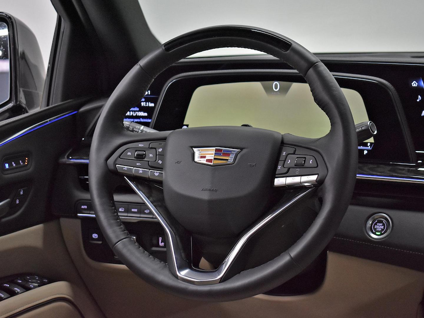 Foto do veículo CADILLAC ESCALADE  ESV 4WD SPORT PLATINUM 2024 765 KM 1.550.000,00