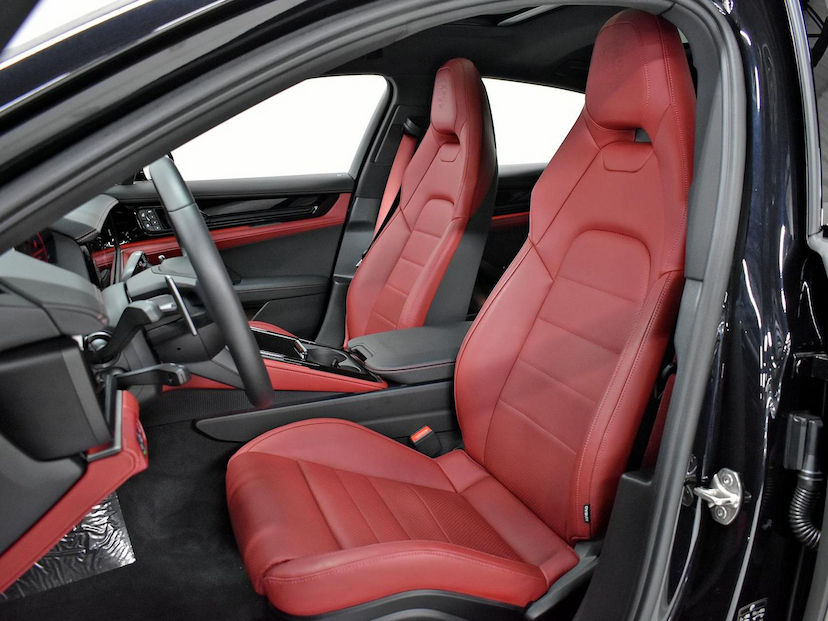 Foto do veículo PORSCHE PANAMERA  4 E-HYBRID 2025 4.715 KM 975.000,00