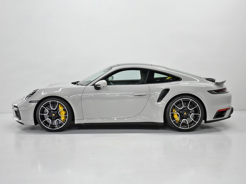Foto do veículo PORSCHE 911  TURBO S COUPE 3.6/3.8 24V (991/992) 2023 4.355 KM 1.590.000,00
