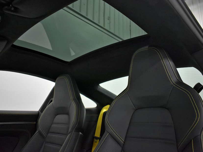 Foto do veículo PORSCHE 911  TURBO S COUPE 3.6/3.8 24V (991/992) 2023 4.355 KM 1.590.000,00