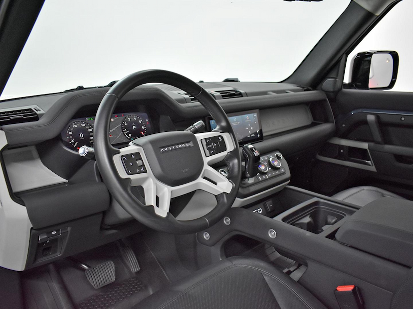 Foto do veículo LAND ROVER DEFENDER  90 2.0 TURBO SE SI4 AUT. 2022 14.790 KM 470.000,00