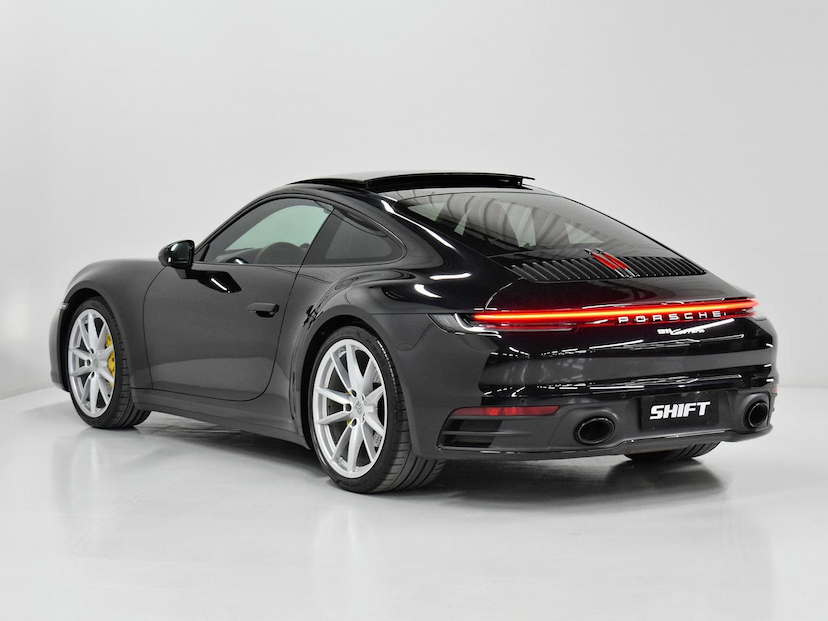 Foto do veículo PORSCHE 911  CARRERA 3.0 PDK 2024 7.365 KM 900.000,00
