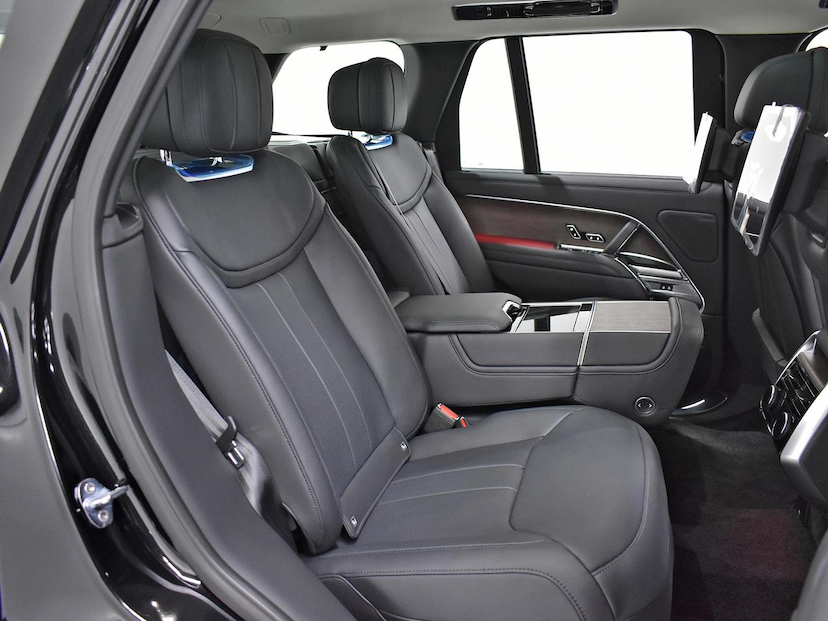 Foto do veículo LAND ROVER RANGE ROVER AUTOBIOGRAPHY  4.4 V8 TB 530CV AUT. 2023 12.045 KM 1.290.000,00