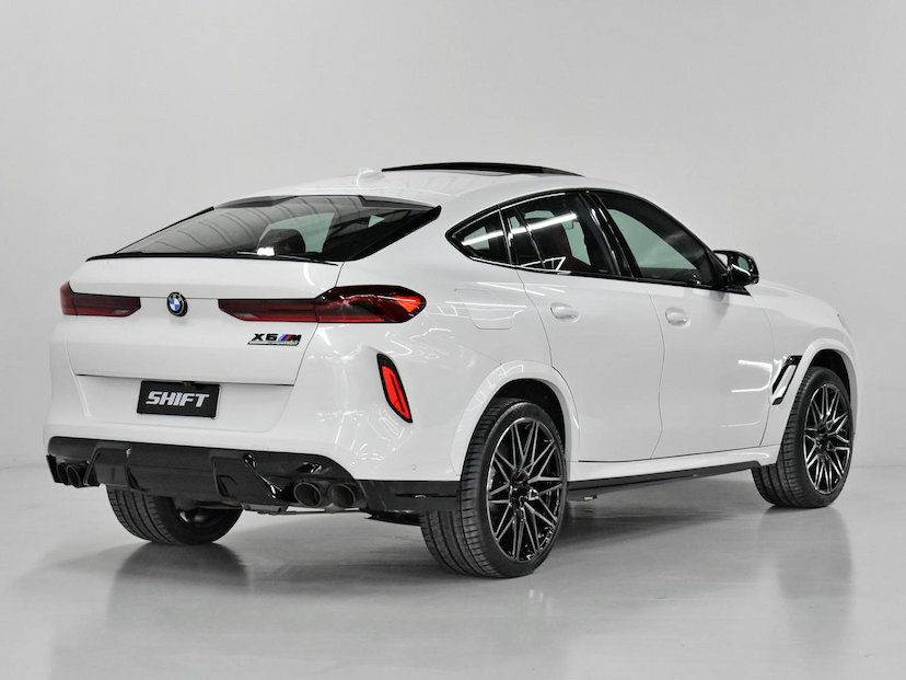 Foto do veículo BMW X6  4.4 V8 BITURBO GASOLINA M COMPETITION AUT 2023 33.375 KM 800.000,00