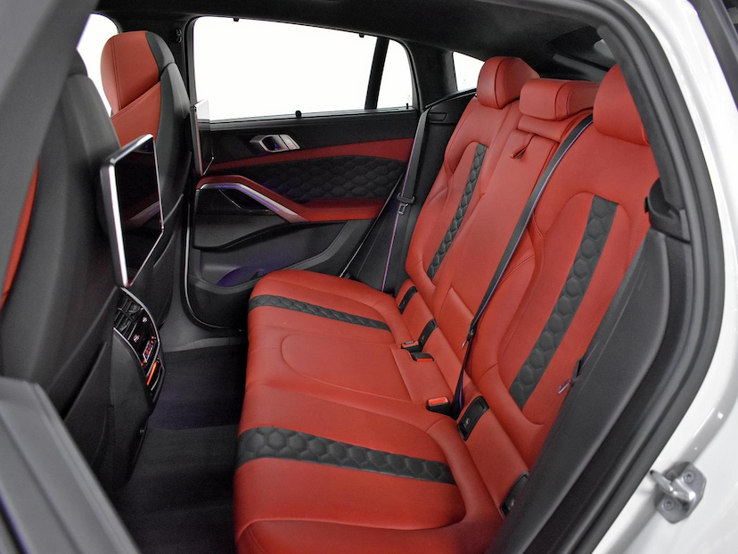 Foto do veículo BMW X6  4.4 V8 BITURBO GASOLINA M COMPETITION AUT 2023 33.375 KM 800.000,00