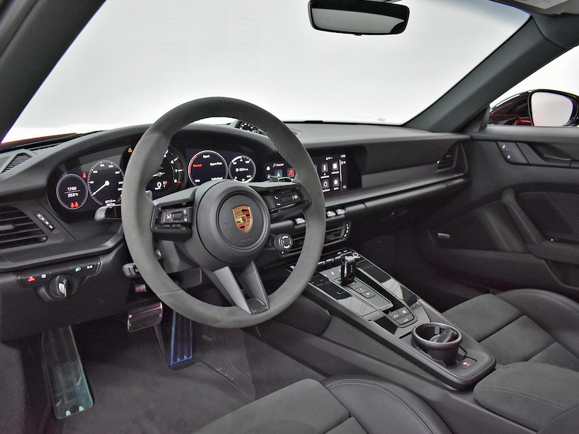 Foto do veículo PORSCHE 911  CARRERA 4 GTS COUPE 3.0 24V (992) 2024 3.530 KM 1.090.000,00