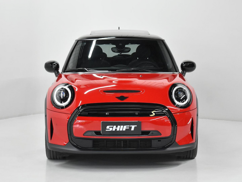 Foto do veículo MINI COOPER  S ELETRIC 2024 11.180 KM 179.000,00