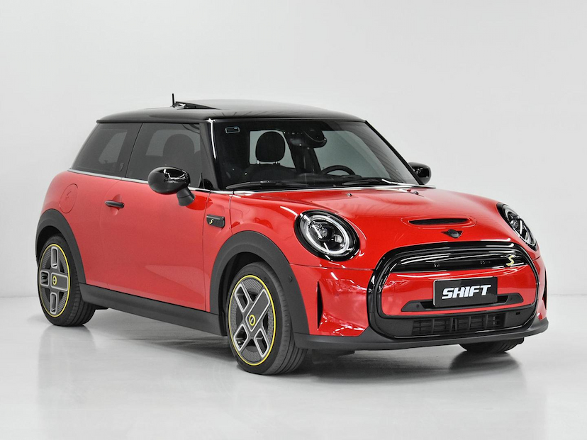 Foto do veículo MINI COOPER  S ELETRIC 2024 11.180 KM 179.000,00