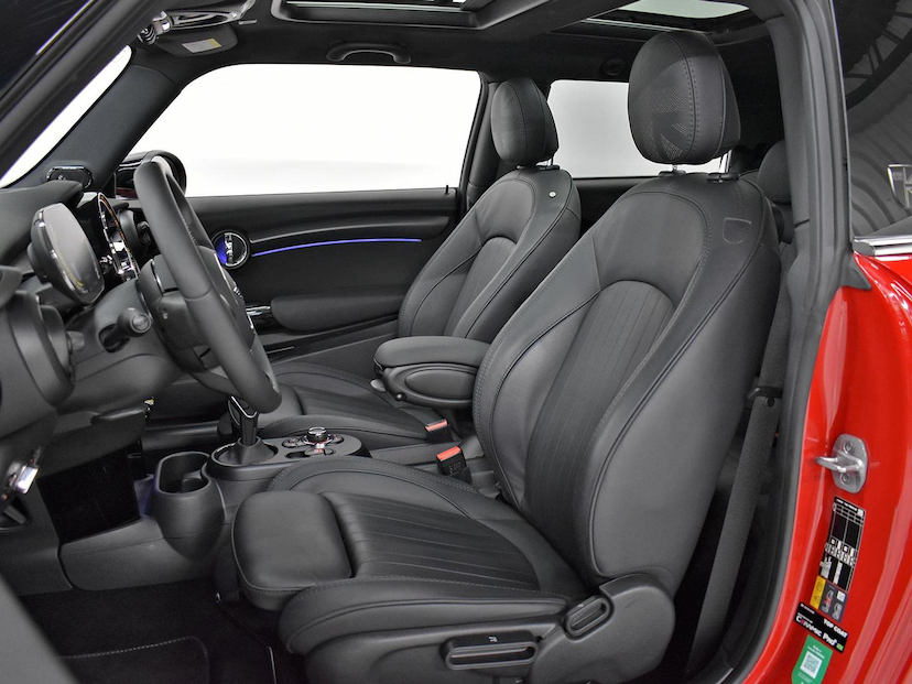 Foto do veículo MINI COOPER  S ELETRIC 2024 11.180 KM 179.000,00