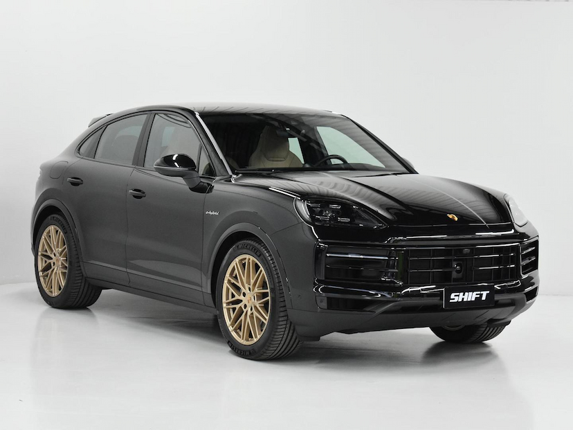 Foto do veículo PORSCHE CAYENNE  COUPE 3.0 V6 (HÍBRIDO) 2025 1.265 KM 950.000,00