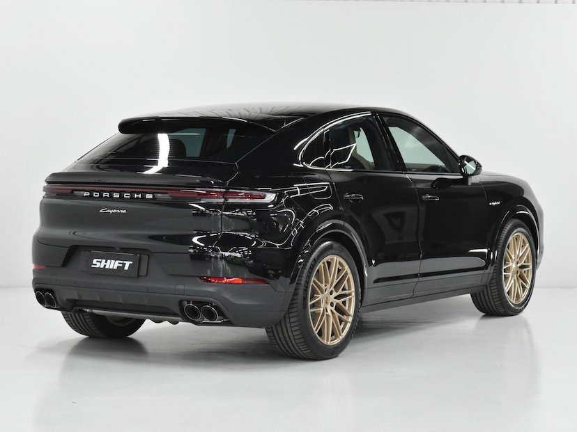 Foto do veículo PORSCHE CAYENNE  COUPE 3.0 V6 (HÍBRIDO) 2025 1.265 KM 950.000,00