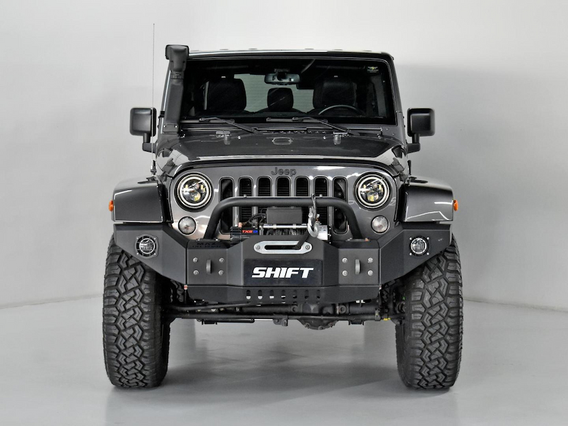 Foto do veículo JEEP WRANGLER  UNLIMITED SAHARA 3.6 V6 4P 2018 26.020 KM 310.000,00
