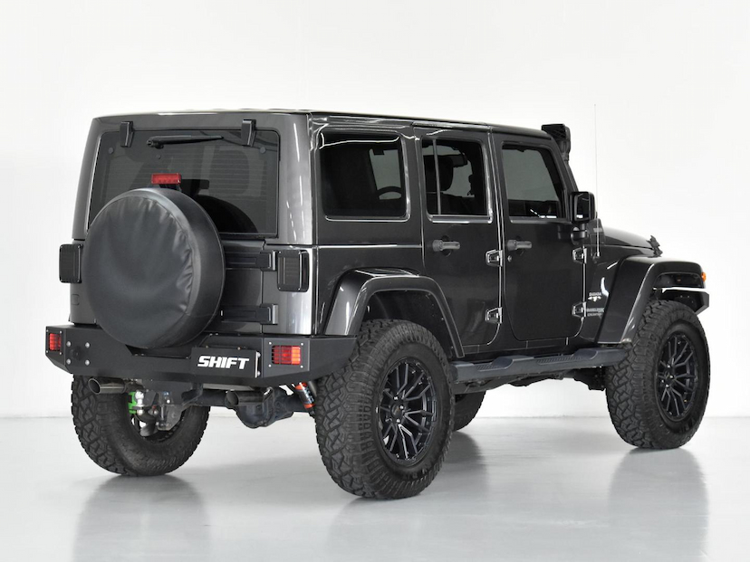 Foto do veículo JEEP WRANGLER  UNLIMITED SAHARA 3.6 V6 4P 2018 26.020 KM 310.000,00