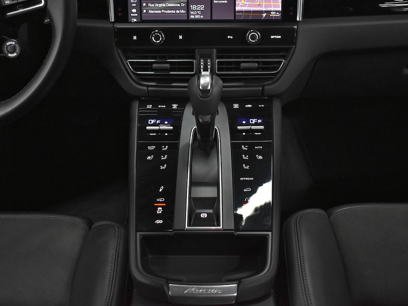 Foto do veículo PORSCHE MACAN MACAN GTS 2.9 BI-TURBO 2022 15.110 KM 585.000,00
