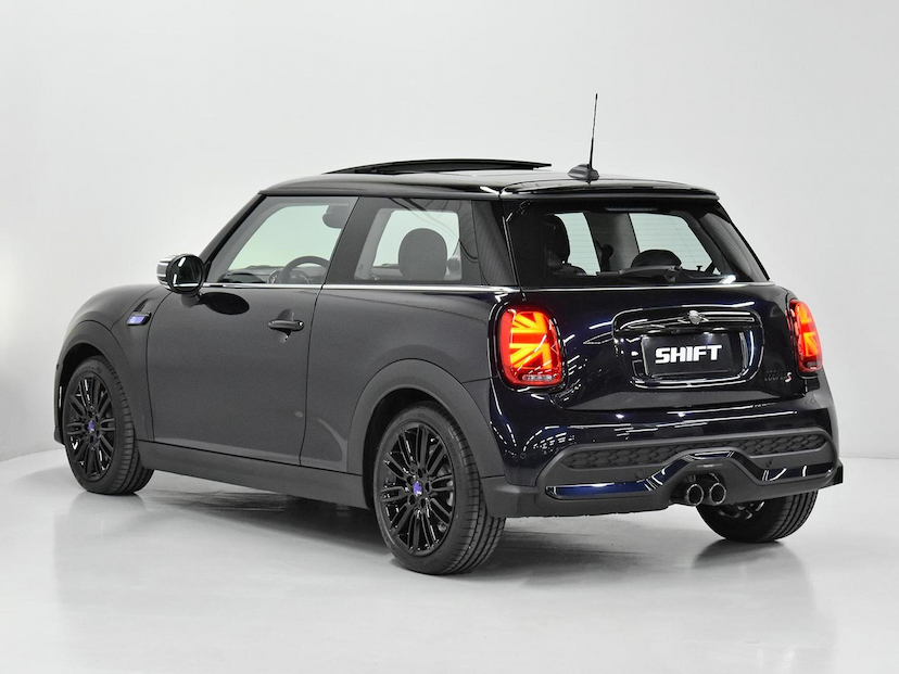 Foto do veículo MINI COOPER  S MAYFIELD EDITION 2.0 TB. 3P AUT 2024 16.100 KM 215.000,00