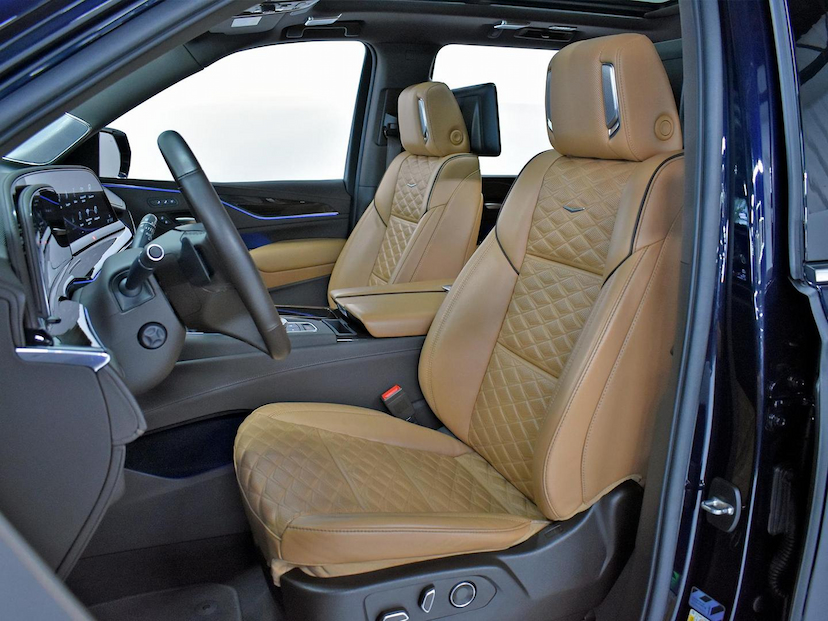 Foto do veículo CADILLAC ESCALADE  ESV 6.2 V8 420 CV 2022 2022 17.235 KM 1.280.000,00