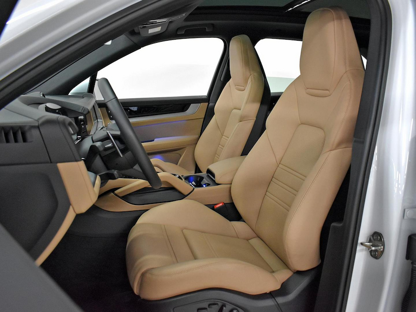 Foto do veículo PORSCHE CAYENNE  3.0 V6 (HÍBRIDO) 2024 2.505 KM 795.000,00