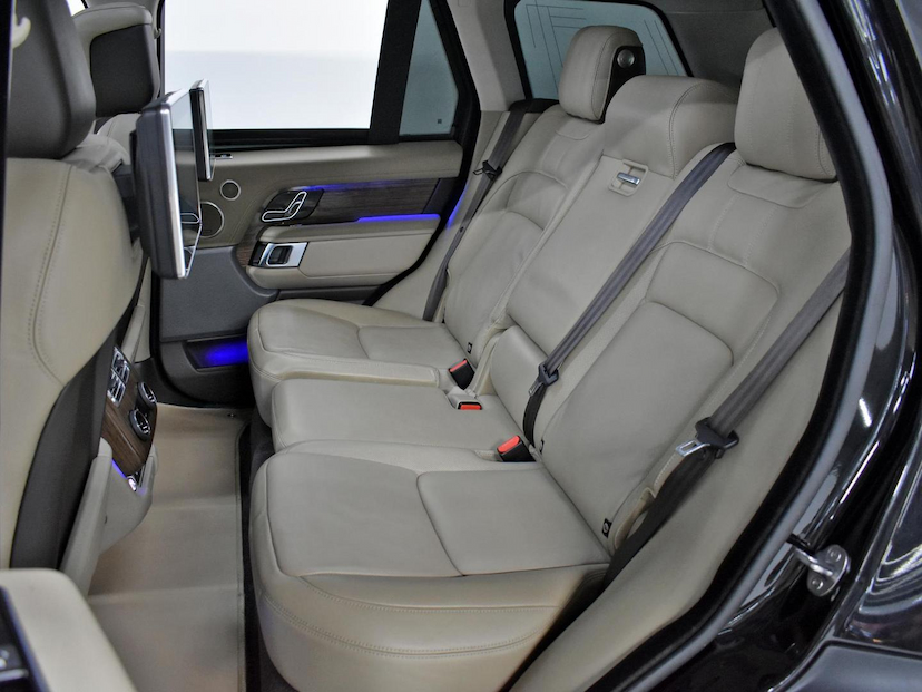 Foto do veículo LAND ROVER RANGE ROVER  VOGUE SE V8 SD 4.4 340 CV 2021 33.995 KM 730.000,00