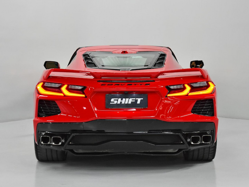 Foto do veículo CHEVROLET CORVETTE  STINGRAY TARGA V8 2021 32.315 KM 900.000,00
