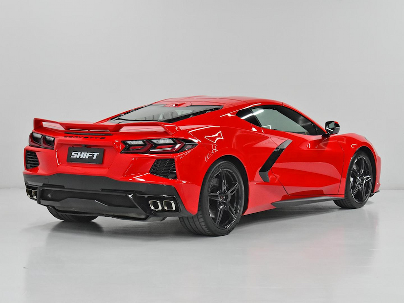 Foto do veículo CHEVROLET CORVETTE  STINGRAY TARGA V8 2021 32.315 KM 900.000,00