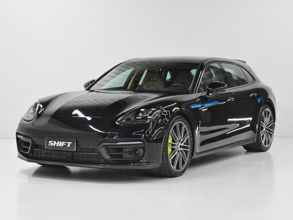 Foto do veículo PORSCHE PANAMERA  4 E-HYBRID SPORT TURISMO 2023/2023 12.100 KM R$ 695.000,00