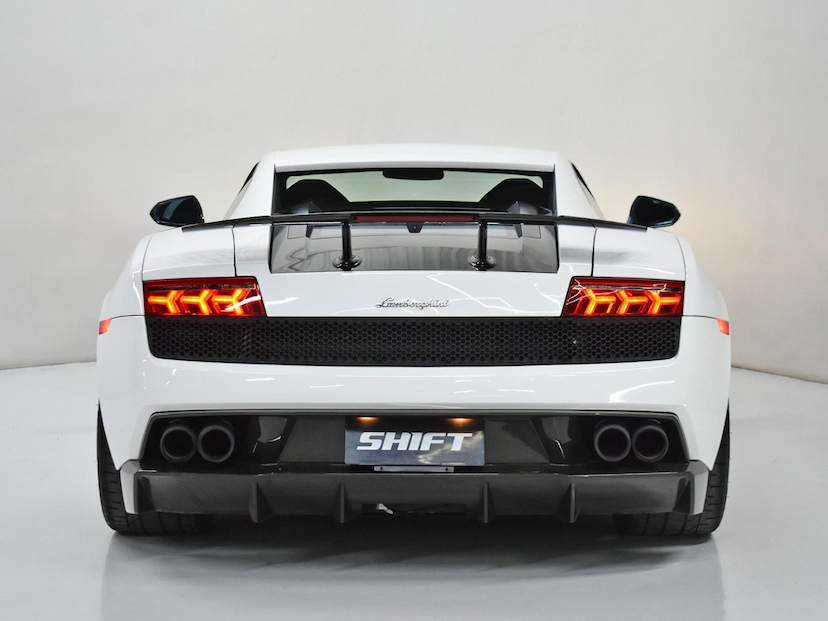 Foto do veículo LAMBORGHINI GALLARDO  COUPE SUPERLEGGERA LP570-4 2011 16.060 KM 1.450.000,00