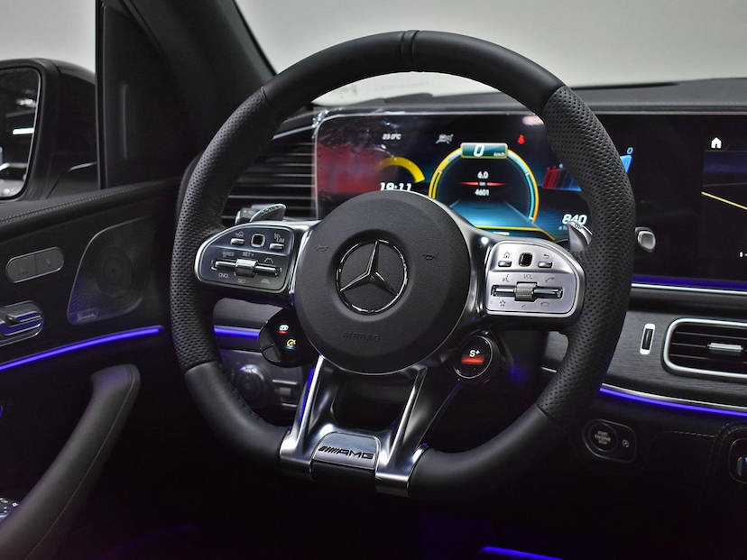 Foto do veículo MERCEDES-BENZ GLE 53 AMG GLE-53 AMG 3.0 TB 4MATIC+ (HIBIRIDO) 2022 30.590 KM 570.000,00