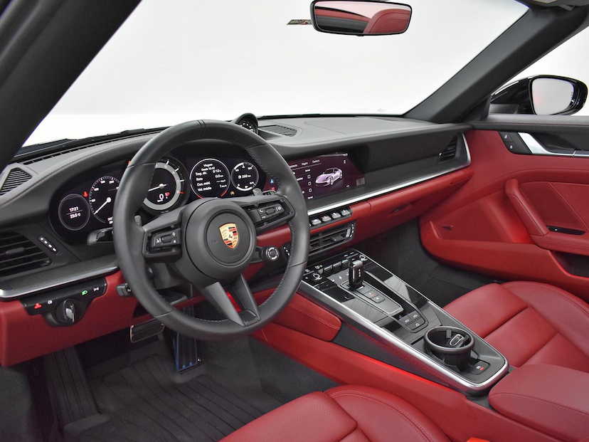 Foto do veículo PORSCHE 911  CARRERA S CABRIOLET 3.0 2023 5.165 KM 1.030.000,00