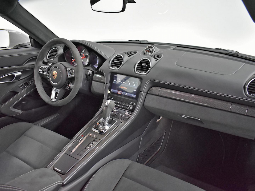 Foto do veículo PORSCHE CAYMAN  GTS 4.0 2025 1.230 KM 720.000,00