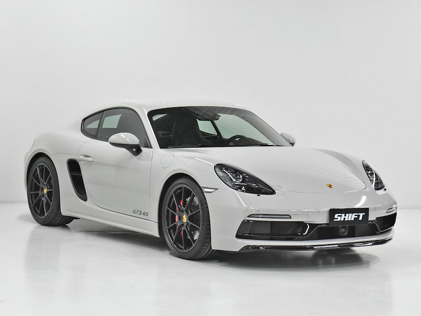 Foto do veículo PORSCHE CAYMAN  GTS 4.0 2025 1.230 KM 720.000,00