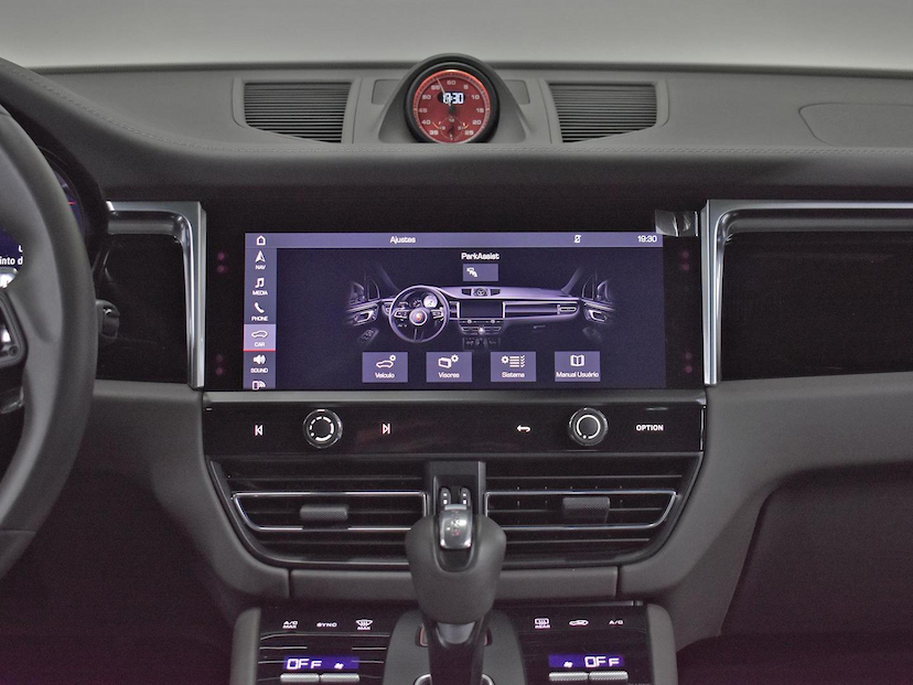 Foto do veículo PORSCHE MACAN  2.0 TURBO 2023 9.705 KM 495.000,00