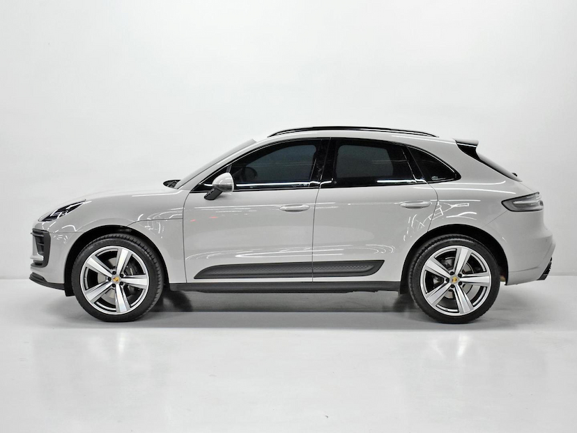 Foto do veículo PORSCHE MACAN  2.0 TURBO 2023 9.705 KM 495.000,00